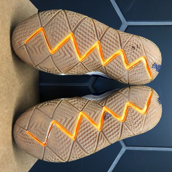 ~Used W/O Box! Nike Kyrie 4 GS Uncle Drew Beige Basketball Sneakers Size 6Y - Picture 5 of 6